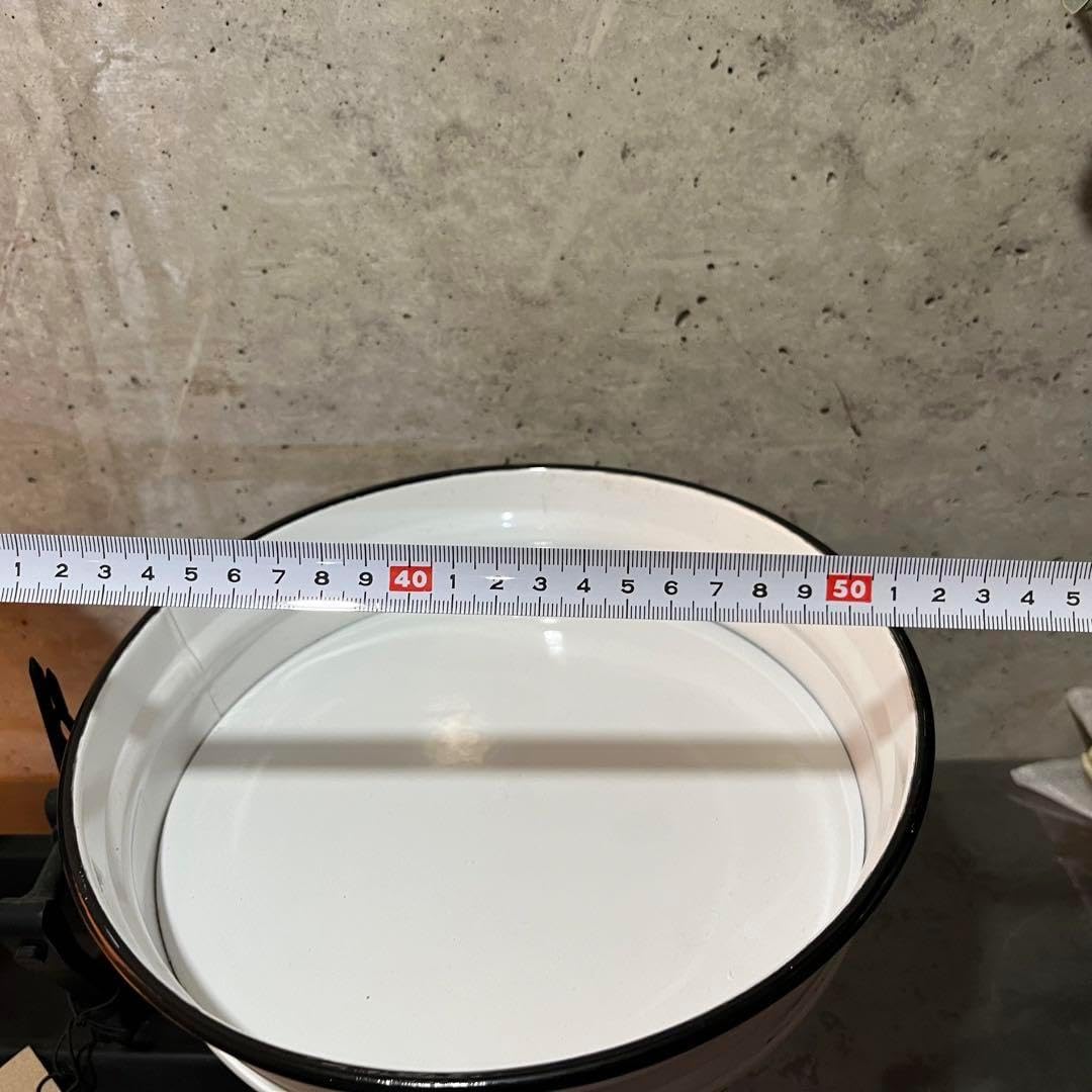 新品未使用　インテリア天秤計り　スケール　ホーロー　琺瑯　什器備品　ガーデン雑貨 未使用 インテリア天秤計り スケール ホーロー 琺瑯 什器備品